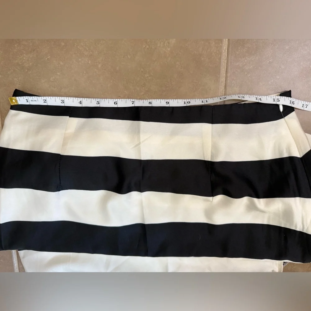 NY&Co Black & White Striped Skirt